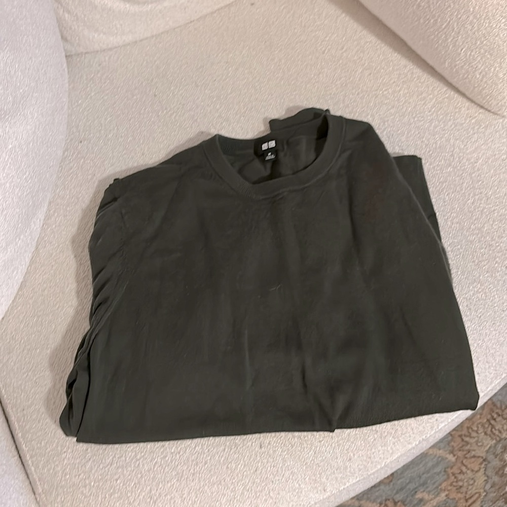 Uniqlo wool sweater